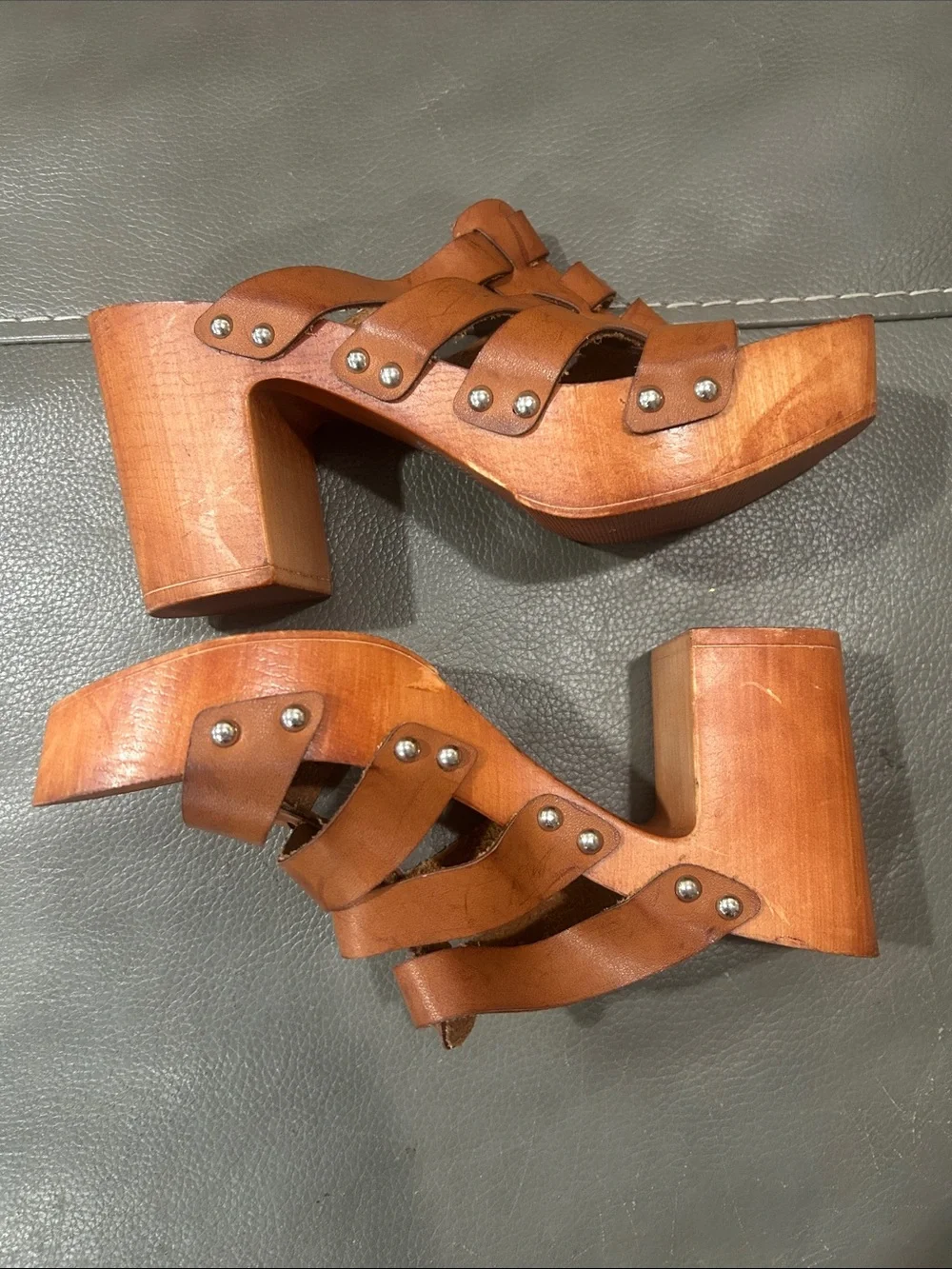 Madden Girl Wooden platform Sandals Sz 8.5